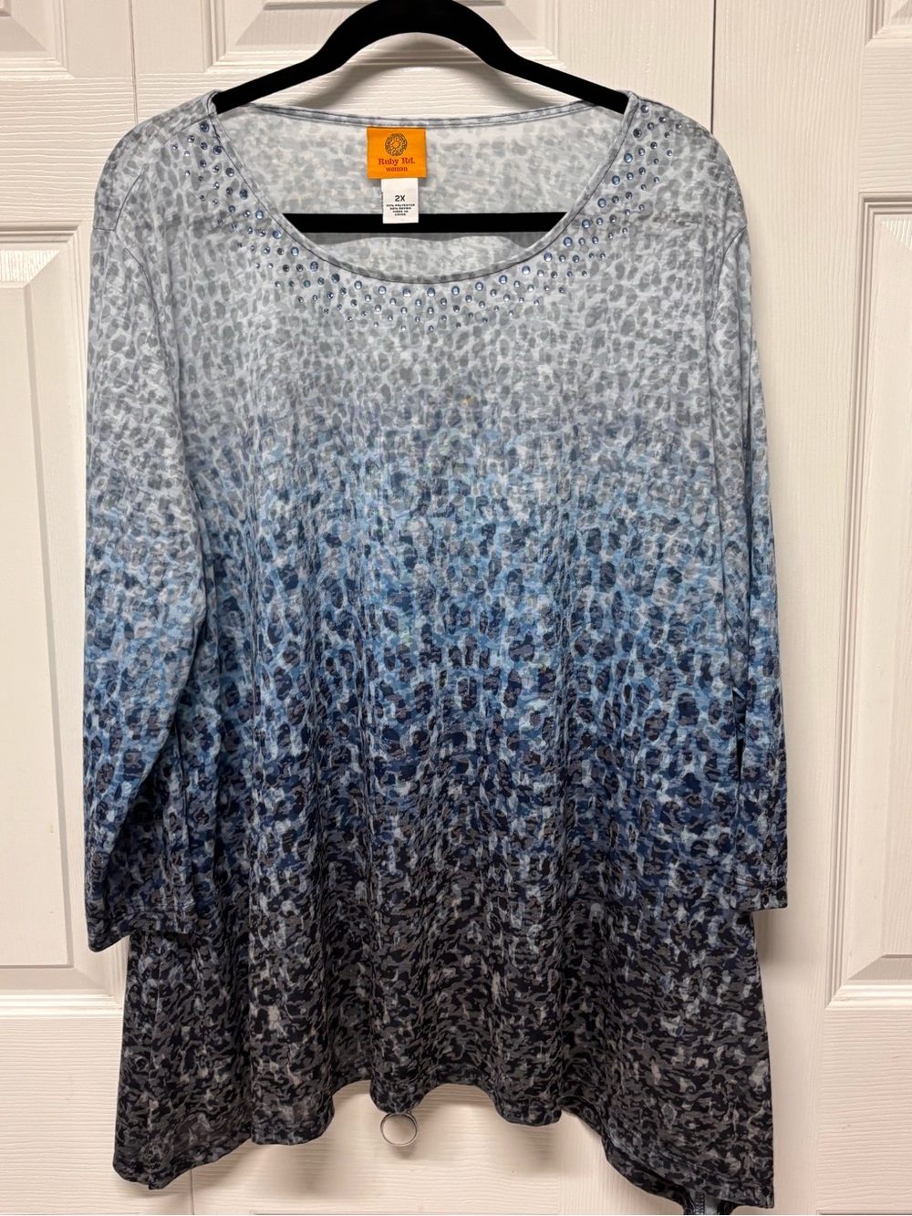 Blue Ombre Leopard Print Long Sleeve Women’s Top